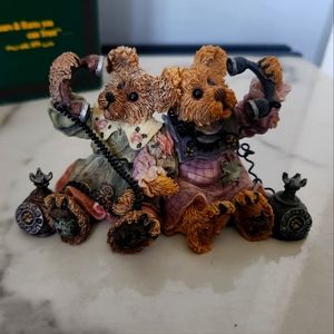 1999 Vintage ALEXANDRA + BELLE TELEPHONE TIED Bear Figurine Boyds w/Box BB3